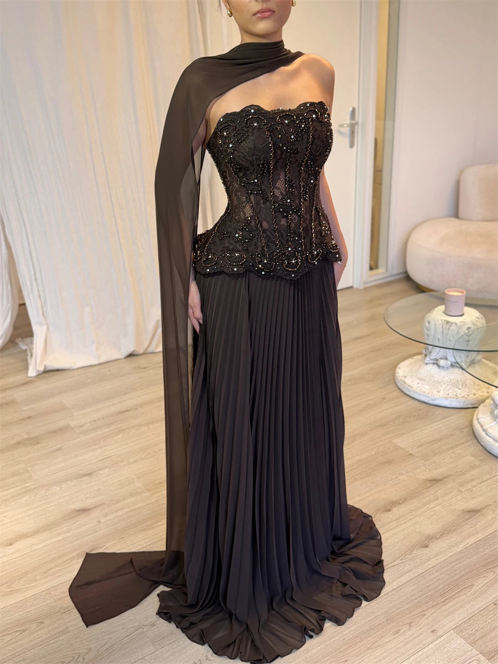 Robe de bal plissée personnalisée Mila, sans bretelles, ornée de perles, coupe trapèze, avec châle et corset, longueur ras du sol, pour soirée formelle, Vestidos De Fiesta 2026